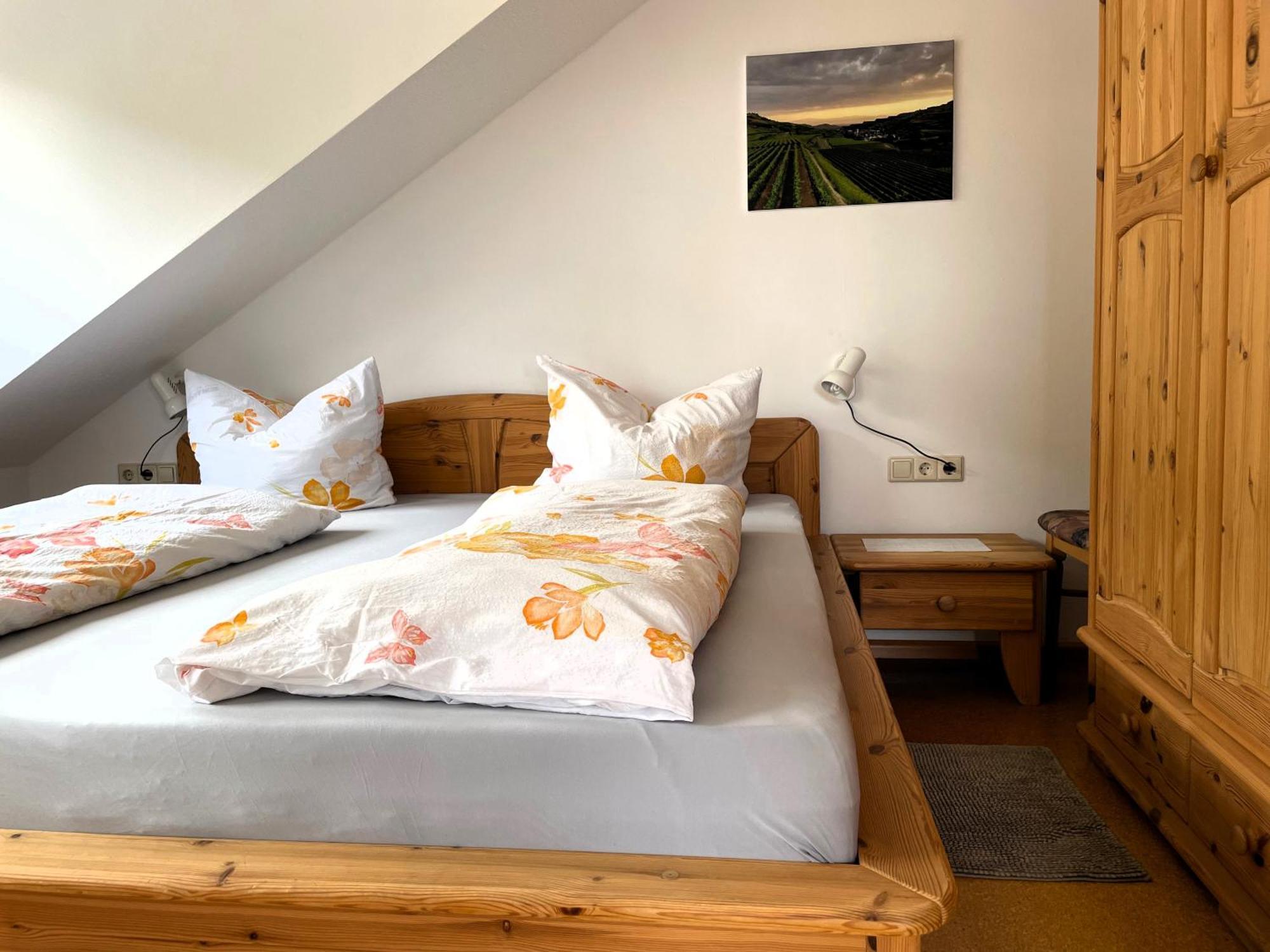 Weingut & Strausswirtschaft Vogel Apartment Vogtsburg Exterior photo